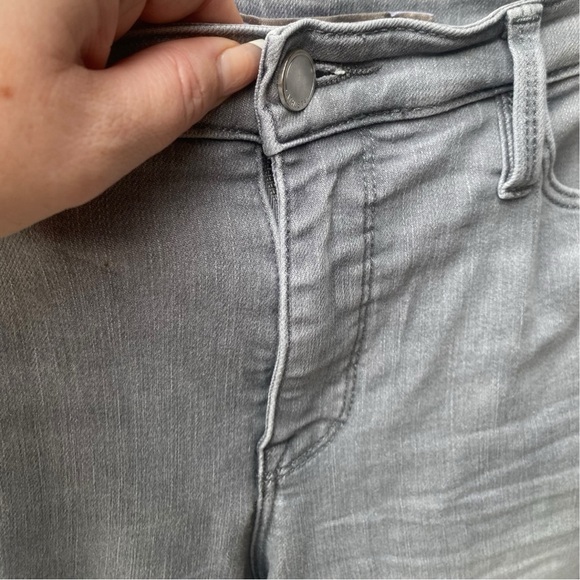 Athleta Gray Sculptek Skinny Faded Wash Jeans I Size: 8 - Picture 8 of 10